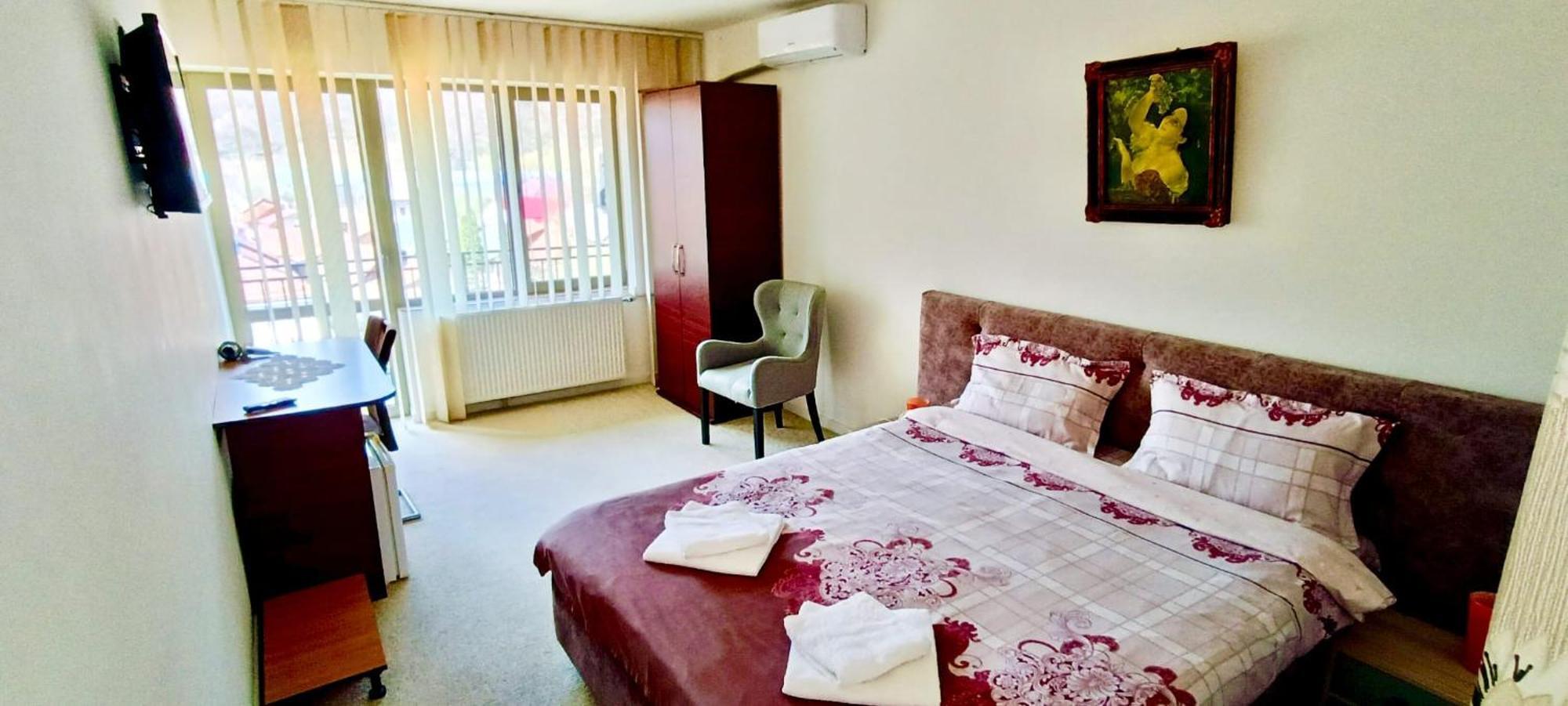 Cazare Casa Sandra Băile Herculane Esterno foto